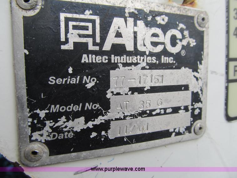 image for item G6525 2001 Ford F550 Super Duty XL bucket truck