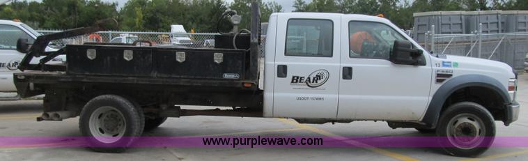 image for item G6526 2008 Ford F550 Super Duty XL Crew Cab flatbed truck