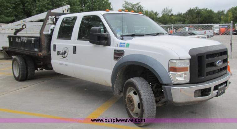 image for item G6526 2008 Ford F550 Super Duty XL Crew Cab flatbed truck