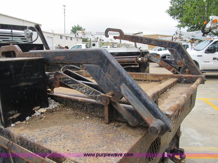 image for item G6526 2008 Ford F550 Super Duty XL Crew Cab flatbed truck