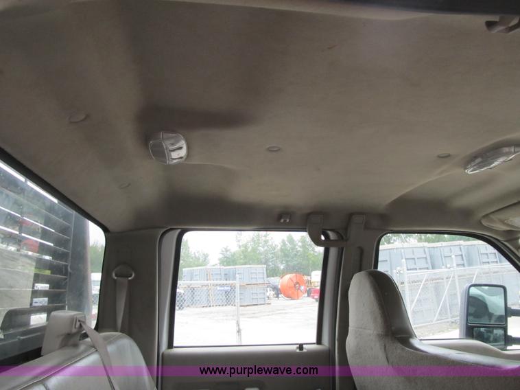 image for item G6526 2008 Ford F550 Super Duty XL Crew Cab flatbed truck