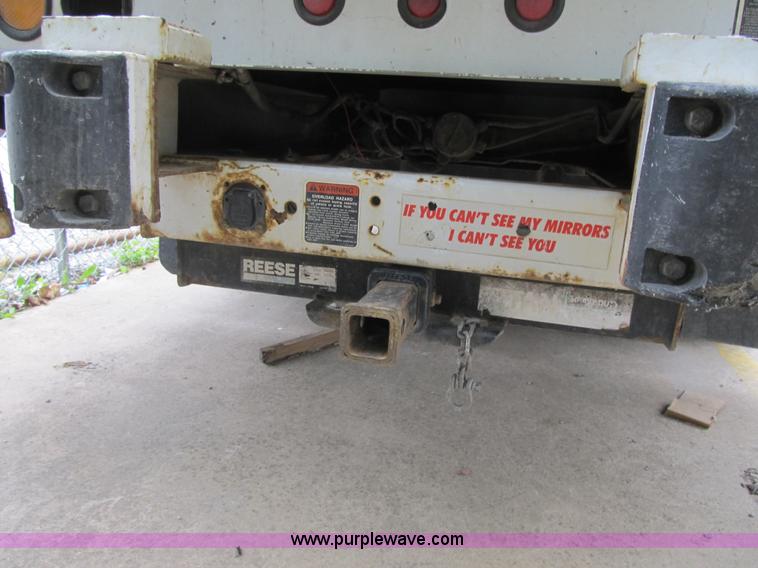 image for item G6527 2001 Ford F450 Super Duty XL bucket truck