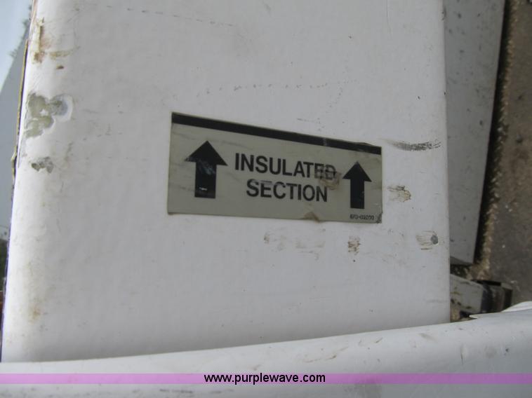 image for item G6527 2001 Ford F450 Super Duty XL bucket truck