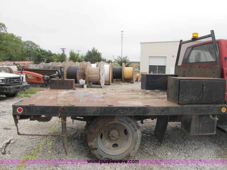 image for item G6528 1990 Chevrolet Kodiak C6500 flatbed truck