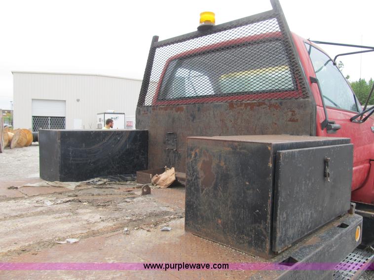 image for item G6528 1990 Chevrolet Kodiak C6500 flatbed truck