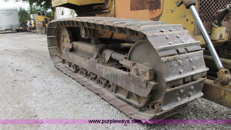 image for item G9091 1993 Case 550E long track dozer