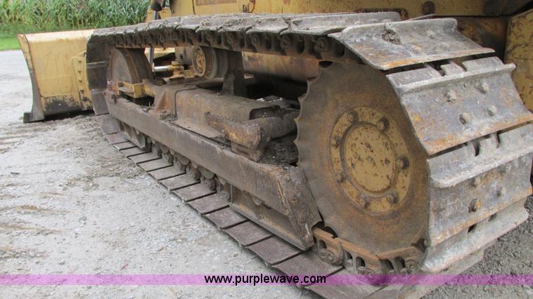 image for item G9091 1993 Case 550E long track dozer