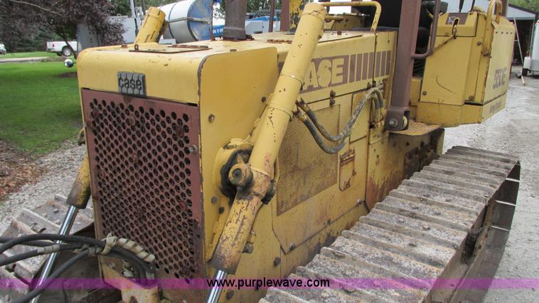 image for item G9091 1993 Case 550E long track dozer