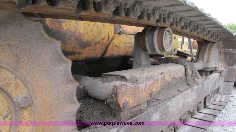 image for item G9091 1993 Case 550E long track dozer