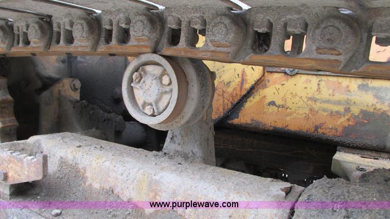 image for item G9091 1993 Case 550E long track dozer