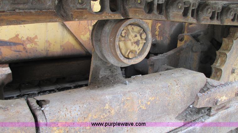 image for item G9091 1993 Case 550E long track dozer