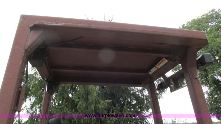 image for item G9091 1993 Case 550E long track dozer