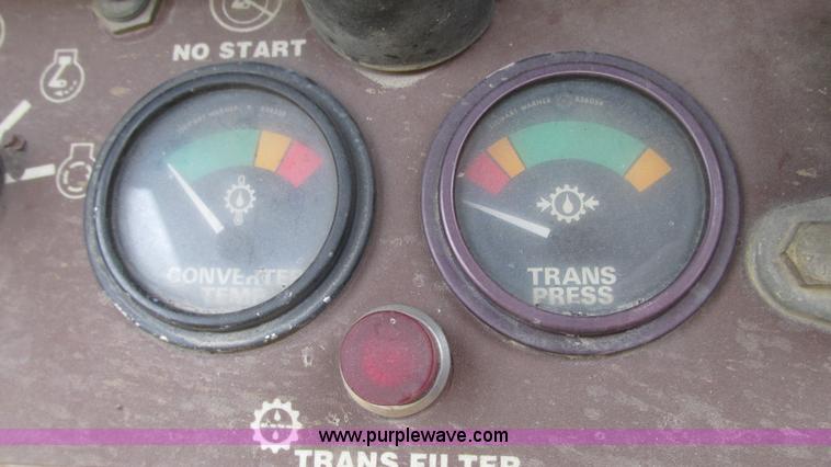 image for item G9091 1993 Case 550E long track dozer