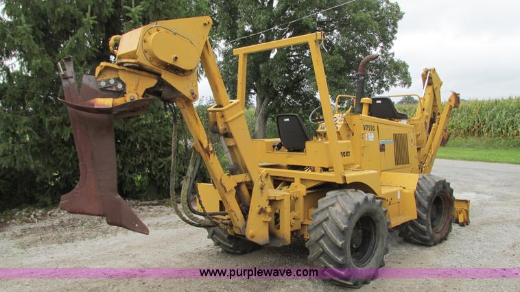 image for item G9093 1989 Vermeer V7550 cable plow