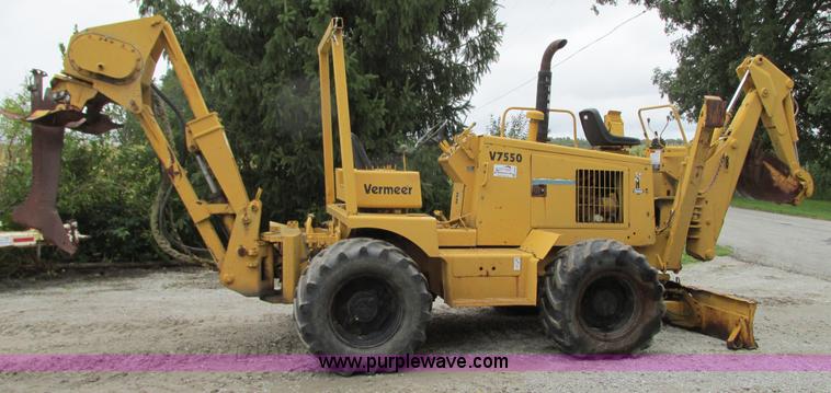 image for item G9093 1989 Vermeer V7550 cable plow