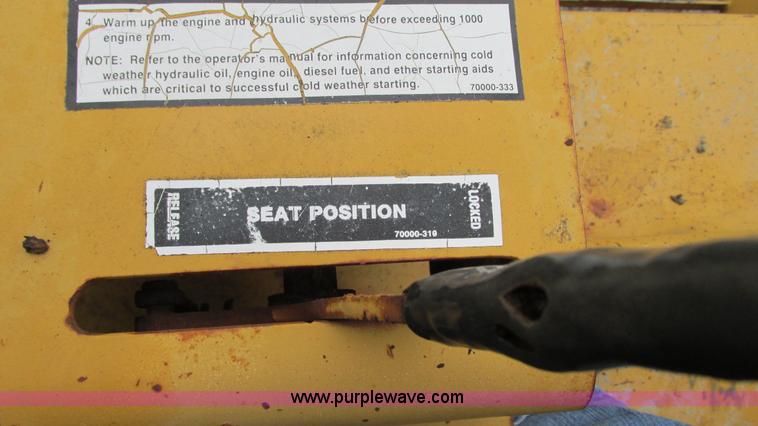 image for item G9093 1989 Vermeer V7550 cable plow