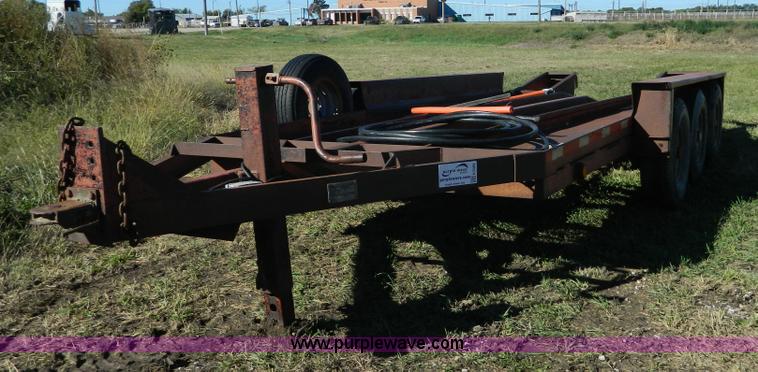 image for item H2368 1999 Belshe T-2 triple axle trailer