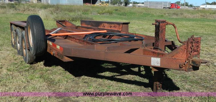 image for item H2368 1999 Belshe T-2 triple axle trailer