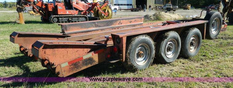 image for item H2368 1999 Belshe T-2 triple axle trailer