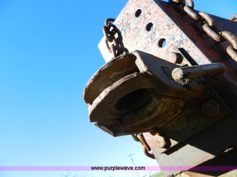 image for item H2368 1999 Belshe T-2 triple axle trailer