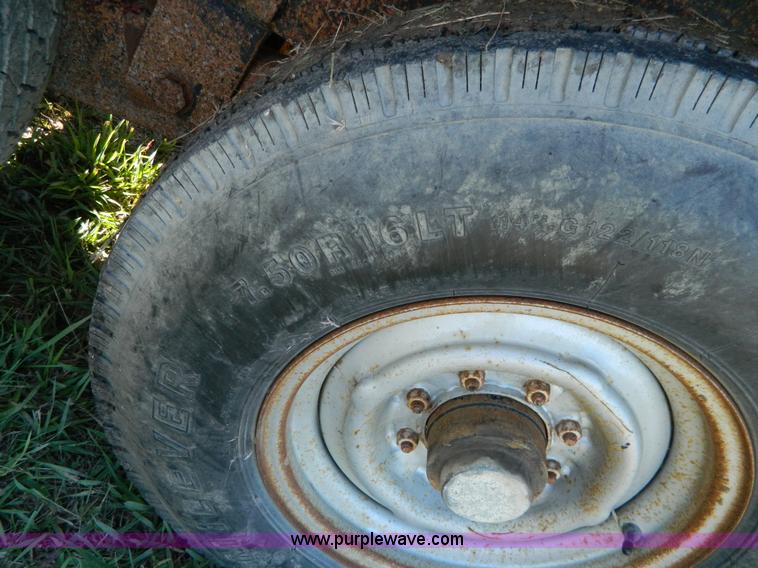 image for item H2368 1999 Belshe T-2 triple axle trailer