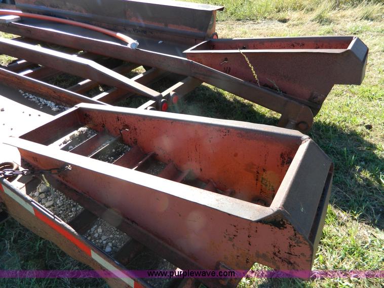 image for item H2368 1999 Belshe T-2 triple axle trailer