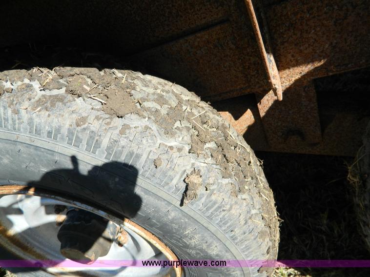 image for item H2368 1999 Belshe T-2 triple axle trailer