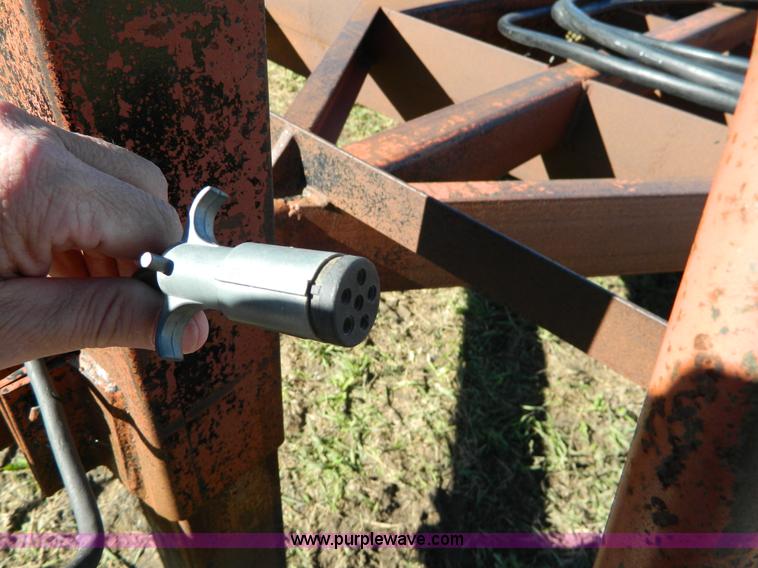 image for item H2368 1999 Belshe T-2 triple axle trailer