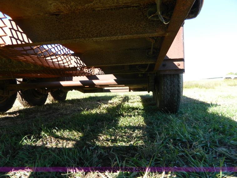 image for item H2368 1999 Belshe T-2 triple axle trailer