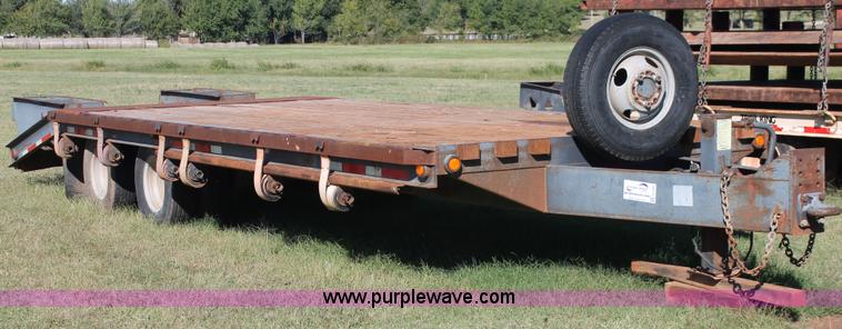 image for item H5598 2005 Belshe DT235-2EP equipment trailer