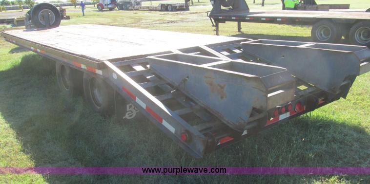 image for item H5598 2005 Belshe DT235-2EP equipment trailer