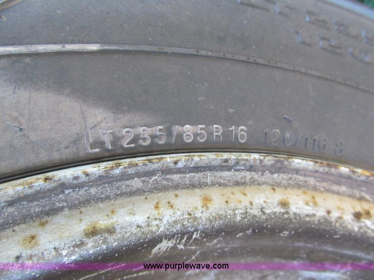 image for item H5598 2005 Belshe DT235-2EP equipment trailer