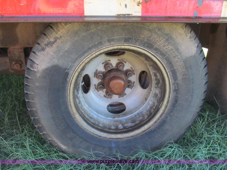 image for item H5598 2005 Belshe DT235-2EP equipment trailer