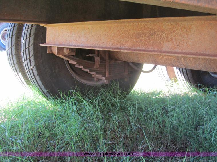 image for item H5598 2005 Belshe DT235-2EP equipment trailer