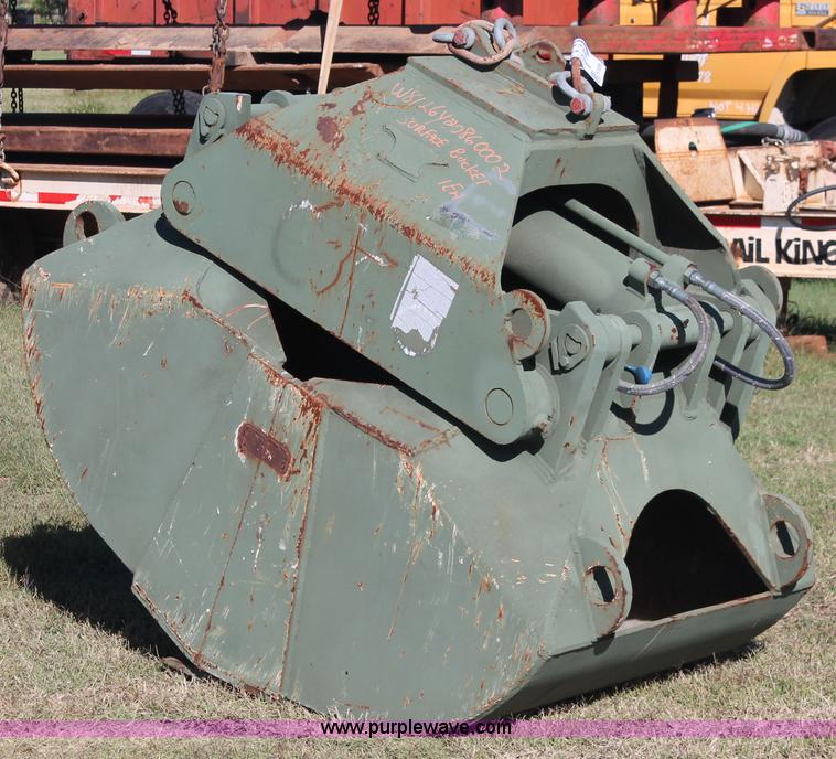 image for item H5599 Anvil Attachments MHC0100X036 clamshell bucket