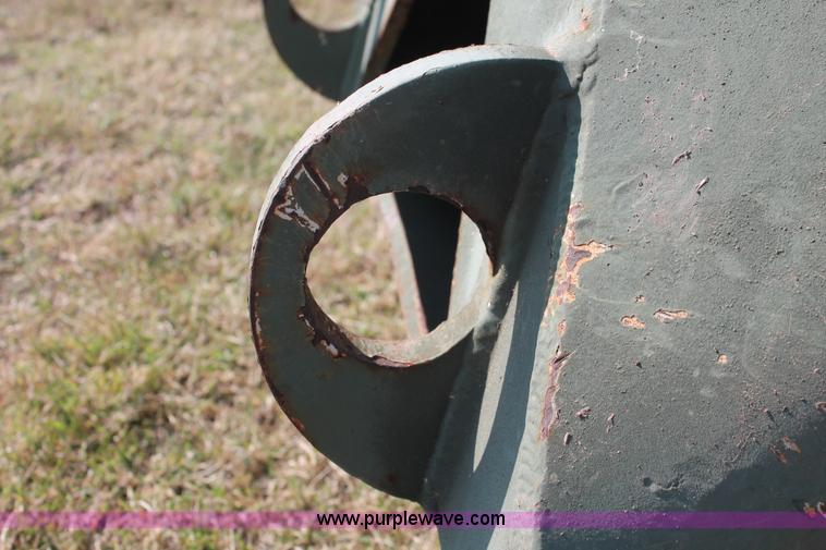 image for item H5599 Anvil Attachments MHC0100X036 clamshell bucket