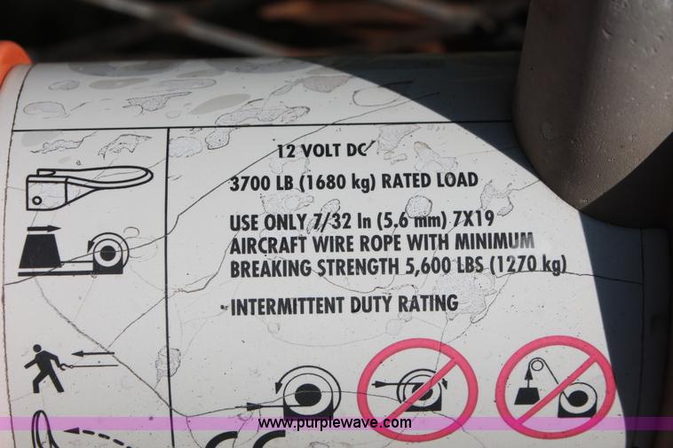 image for item H5601 2004 Target gooseneck trailer