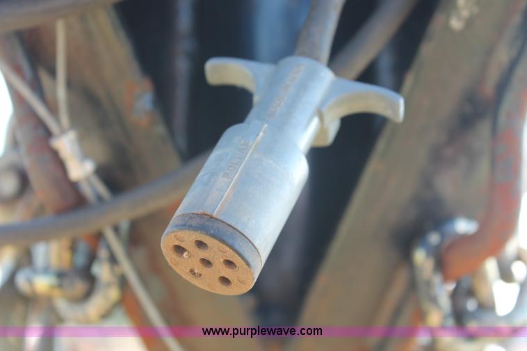 image for item H5601 2004 Target gooseneck trailer