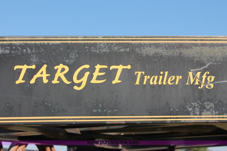 image for item H5601 2004 Target gooseneck trailer