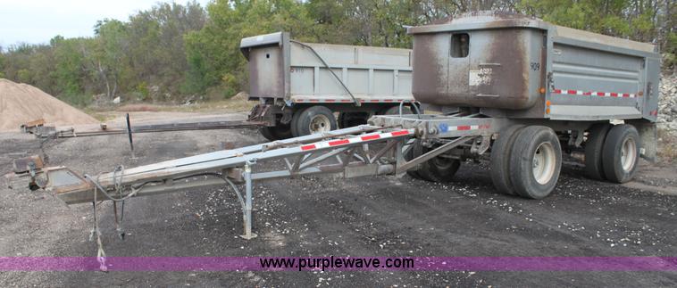 image for item H8824 2001 Clement pup dump trailer