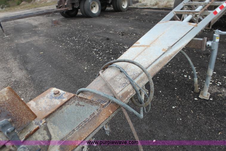 image for item H8824 2001 Clement pup dump trailer