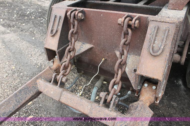 image for item H8825 1988 Supreme pup dump trailer