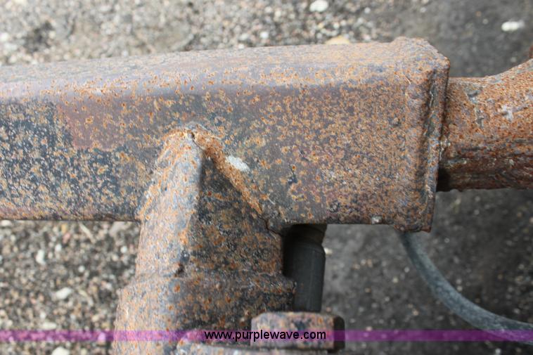 image for item H8825 1988 Supreme pup dump trailer