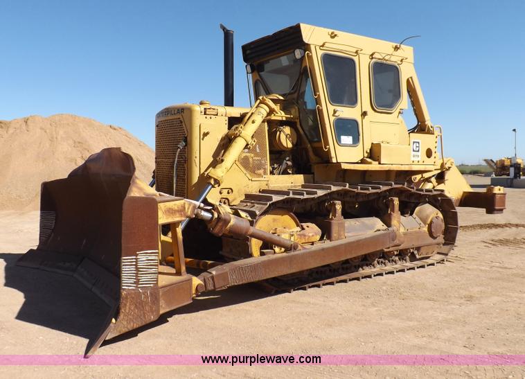 image for item H9060 1977 Caterpillar D7G dozer