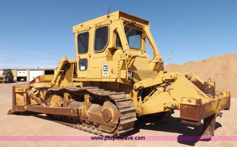 image for item H9060 1977 Caterpillar D7G dozer