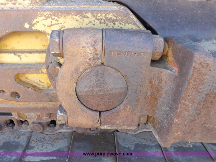 image for item H9060 1977 Caterpillar D7G dozer