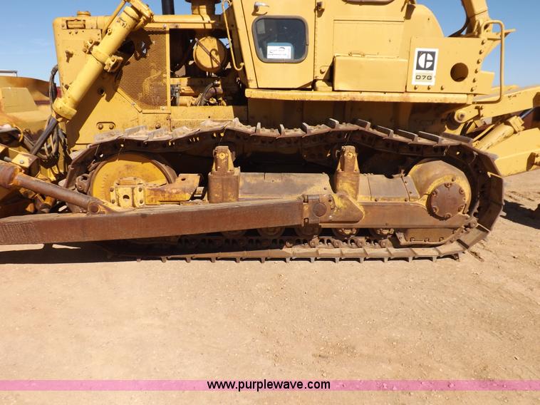 image for item H9060 1977 Caterpillar D7G dozer