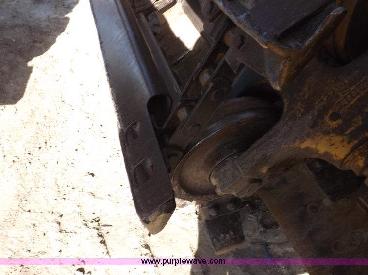 image for item H9066 1990 Caterpillar 615C elevating scraper