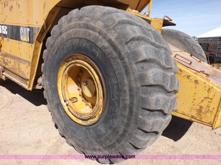 image for item H9066 1990 Caterpillar 615C elevating scraper