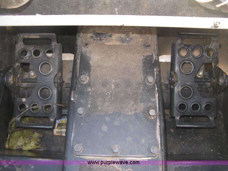 image for item H9491 2010 Bobcat S150 skid steer